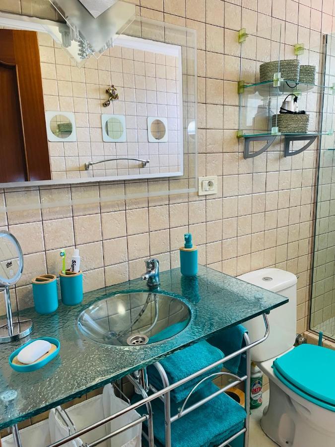 Lizards Lounge - Tanife Apartment Beim Yumbo プラヤ・デル・イングレス エクステリア 写真